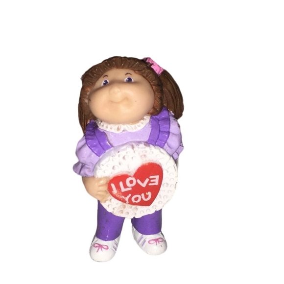 1984 Vintage Cabbage Patch Kids Figure Holding "I Love You" Heart - Picture 1 of 8